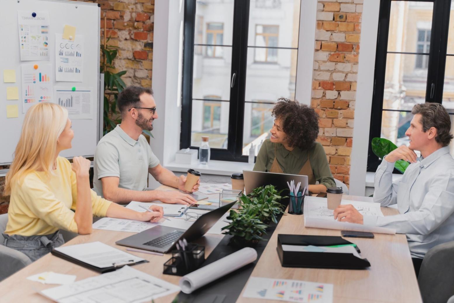 Ambiente colaborativo de trabalho na firontalevo